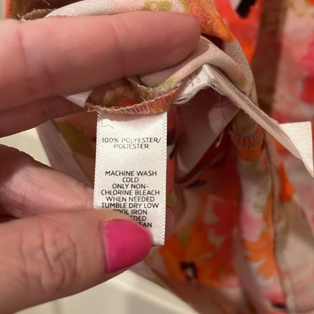Loft floral blouse, small ๐ต - Picture 5 of 7